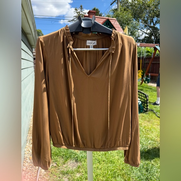 EUC cloth & stone silky blouse - Picture 6 of 13